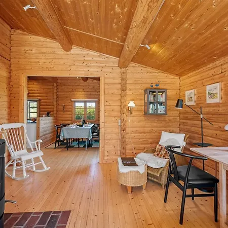 Christl - 500m From The Sea By Interhome Vakantiehuis Henne Strand